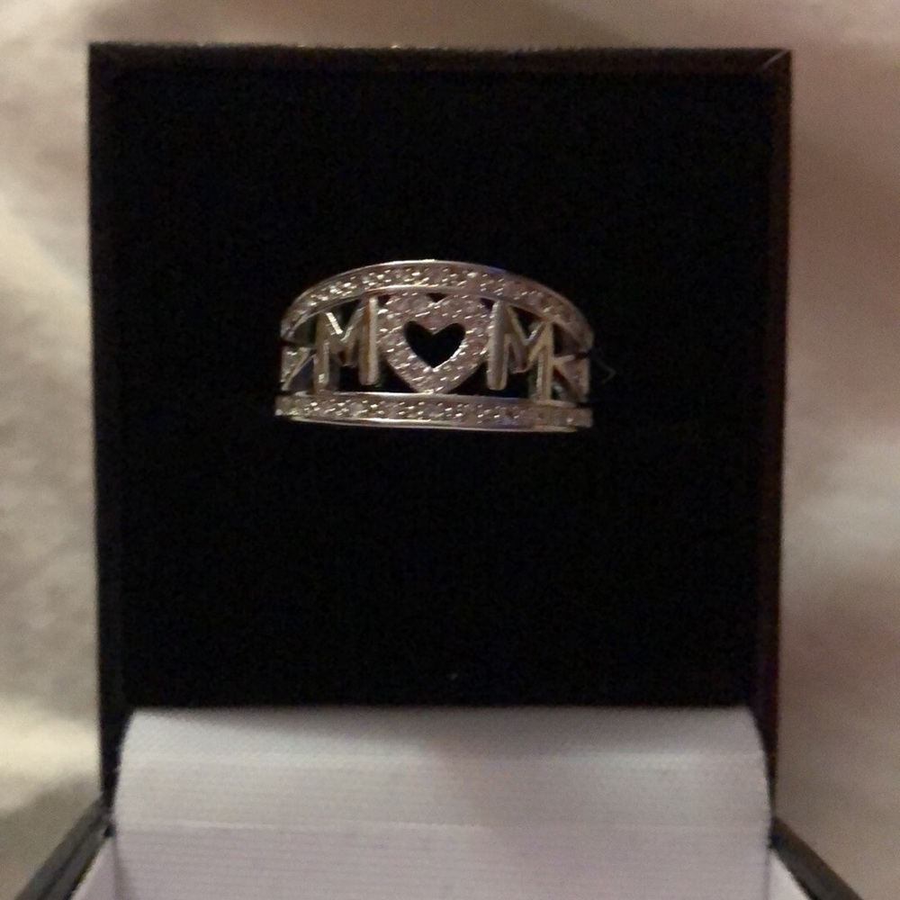 New Mom Ring with crystal heArt sizes 7.5, 8.5 9